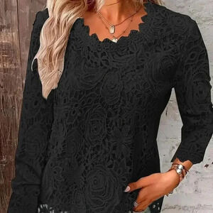 Elegant Black Lace Detailed Scoop Neck Long Sleeve Top